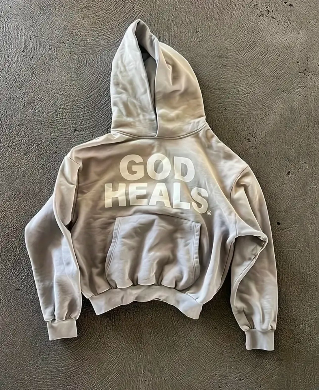 God Heals" Inspirational Print Hoodie - Casual Zip-Up Long Sleeve Jacket with Kangaroo Pocket, Cozy Polyester Blend, Machine Washable.